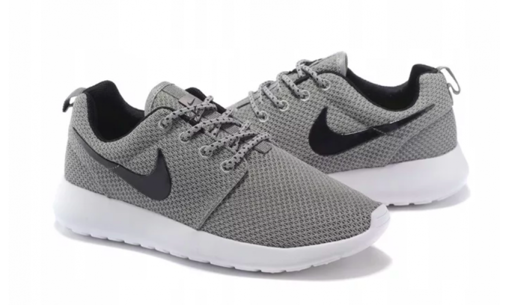Nike roshe run 46 hotsell